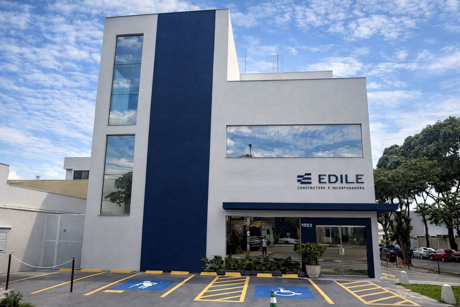 Edile — sede e ambientes